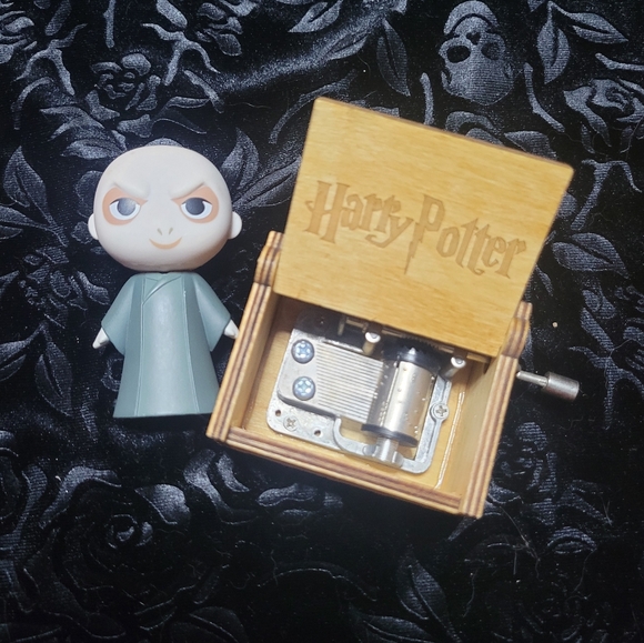 Harry Potter Bundle - Picture 1 of 9